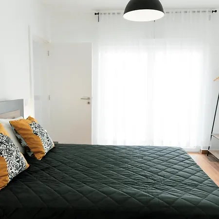 Gold Ferrel I Apartment *